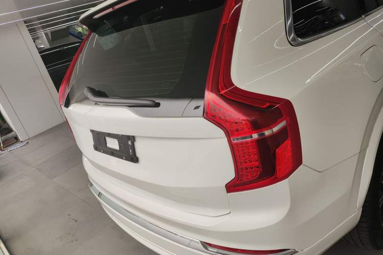 Used Volvo XC90 2023 B5 SmartDrive Luxury Edition 5 Seats
