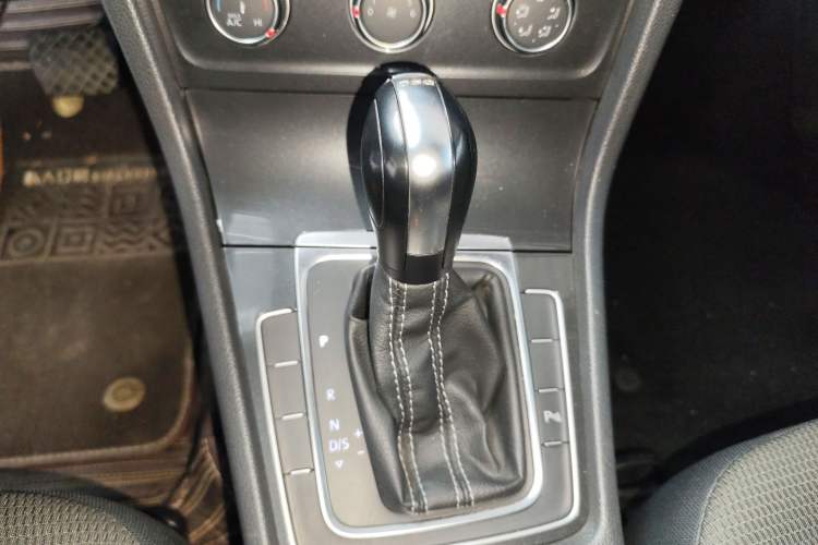 Used Volkswagen Golf 2017 230TSI Automatic Comfort Edition – Celebrating Milestone of One Million Units
