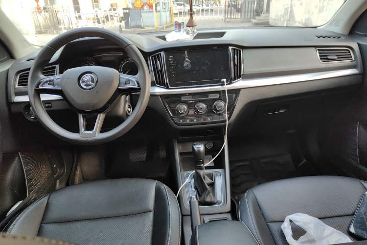 Used Skoda Kamiq 2021 1.5L Automatic Comfort Edition
