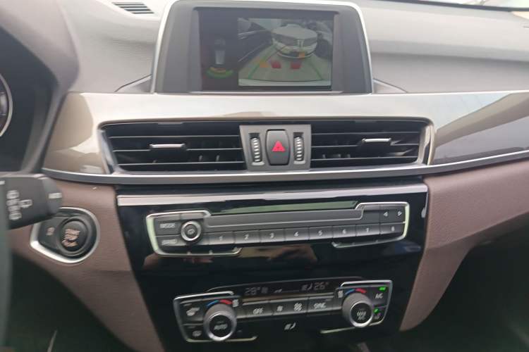 Used BMW X1 2019 sDrive18Li Premium Edition
