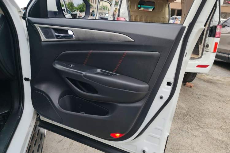 Used Changan CS75 2014 1.8T Automatic Elite Model China IV Standard
