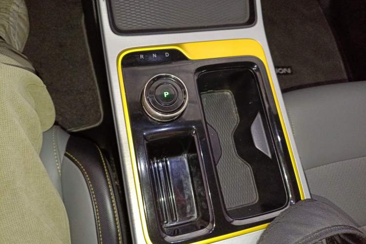 Used AION Y 2022 70 Executive Edition Lithium Iron Phosphate