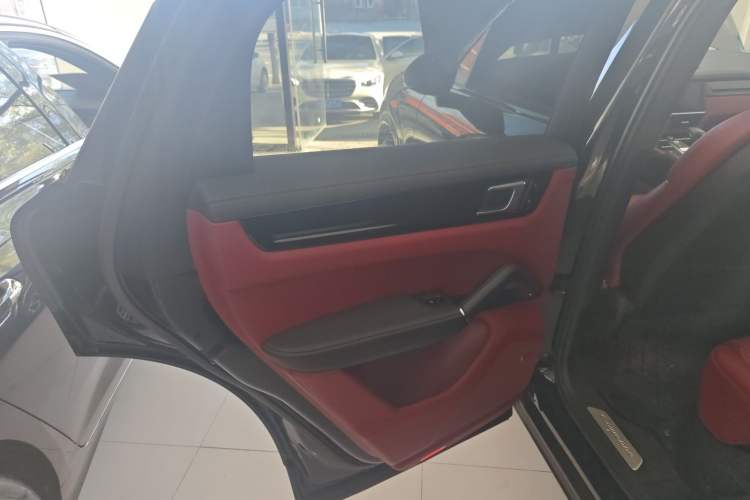 Used Porsche Cayenne 2019 Cayenne Coupé 3.0T
