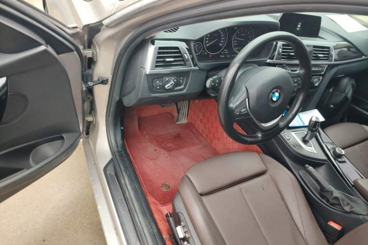 Used BMW 3 Series 2018 320Li Fashion Model
