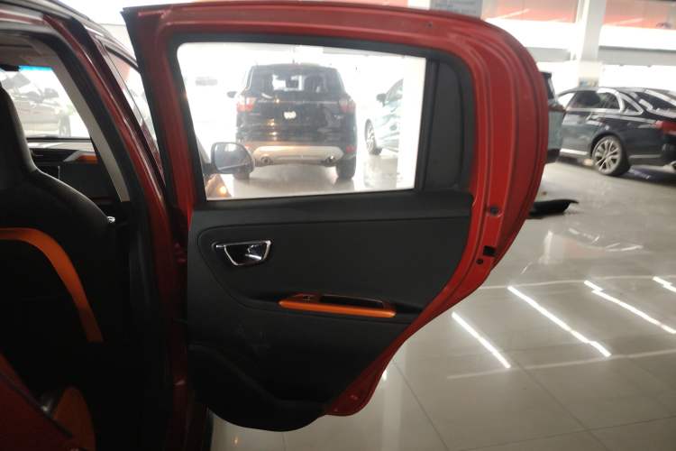 Used Geely Auto Vision X1 2017 1.3L Manual Frenzy Edition
