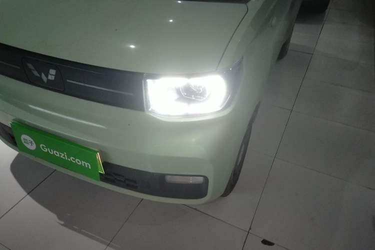 Used Wuling Hongguang MINIEV 2022 Macaron Premium Model – Lithium Ternary Battery
