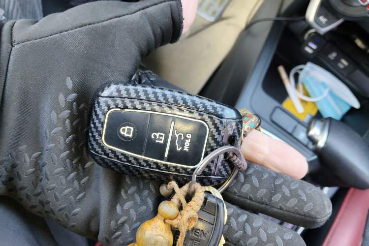 Used Kia KX Cross 2017 1.4L AT GLS