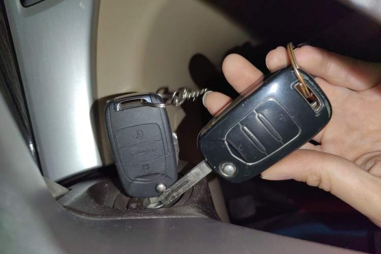 Used Baojun 730 2016 1.5T Manual Luxury Edition 7 Seats
