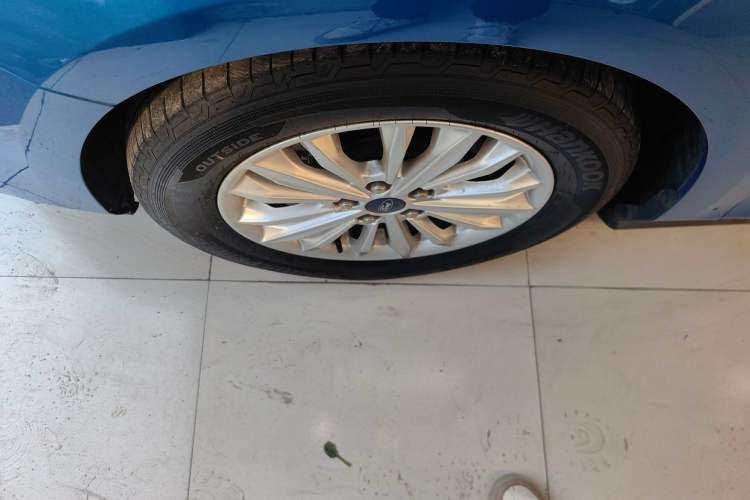 Used Ford Focus 2021 Sedan 1.5L Automatic Sharp Edition