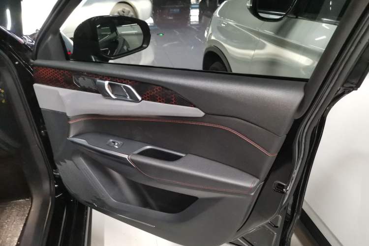 Used Lynk & Co 03 2019 1.5TD DCT JingPro Edition China VI Standard
