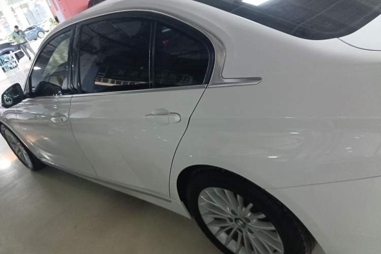 Used BMW 3 Series 2015 320Li Luxury Design Package Premium Edition
