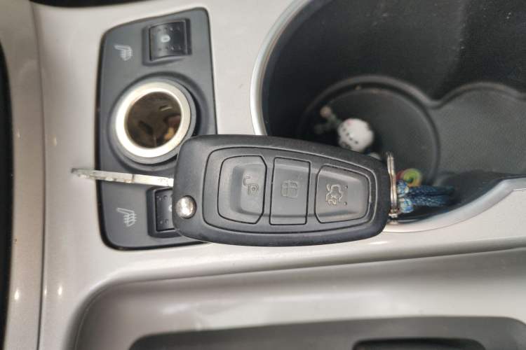 Used Ford Kuga 2013 2.0L GTDi Four-Wheel-Drive Elite Model