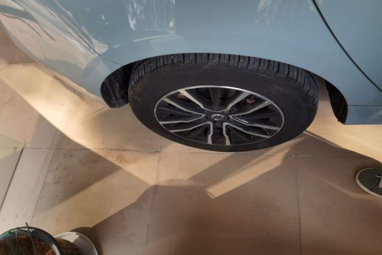 Used Volvo V40 2017 T3 Zhiyi Edition
