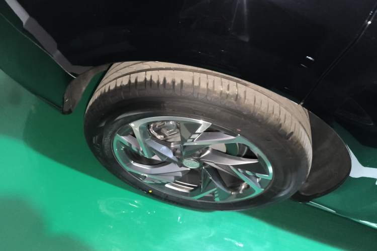 Used Hongqi HS3 PHEV 2024 PHEV 115km Jingwei Edition
