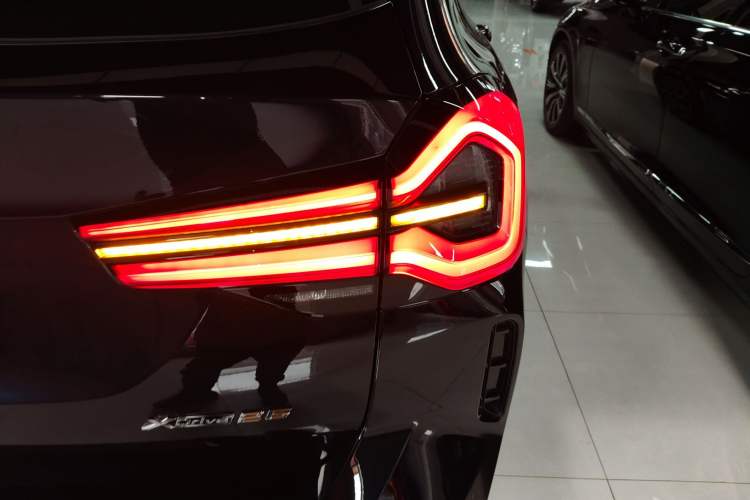 Used BMW X3 2023 xDrive25i M Sport Package