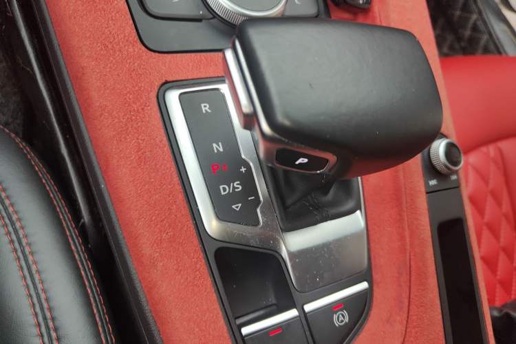 Used Audi A4L 2019 40 TFSI Ambition China VI