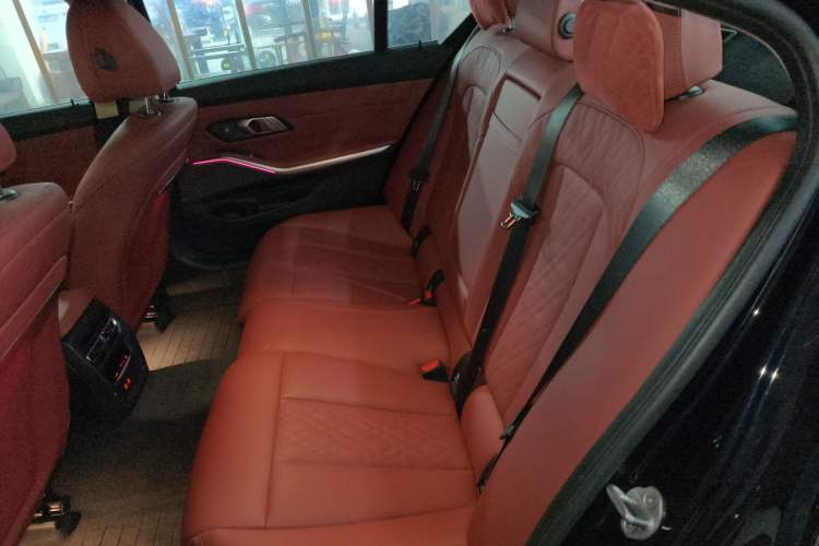 Used BMW 3 Series 2025 330Li M Sport Shadowline Package