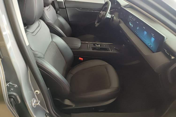 Used Ford Mondeo 2023 EcoBoost 245 Luxury Model
