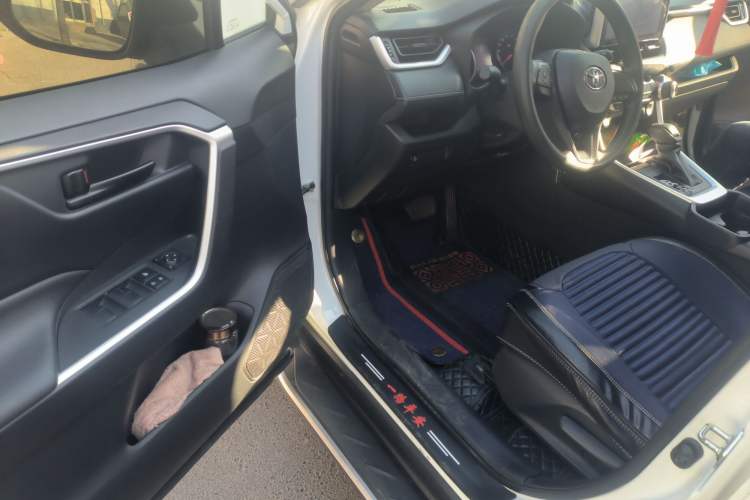 Used Toyota Wildlander 2020 2.0L CVT Two-Wheel Drive Leading Edition