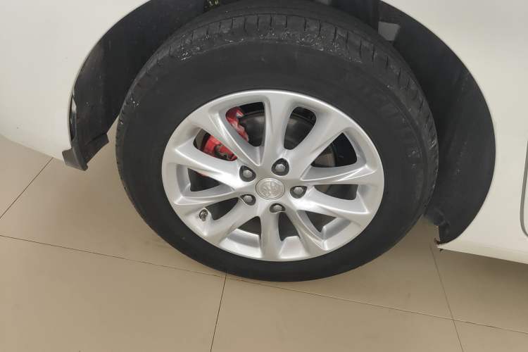 Used Buick GL6 2018 18T 6-Seater Elite Model