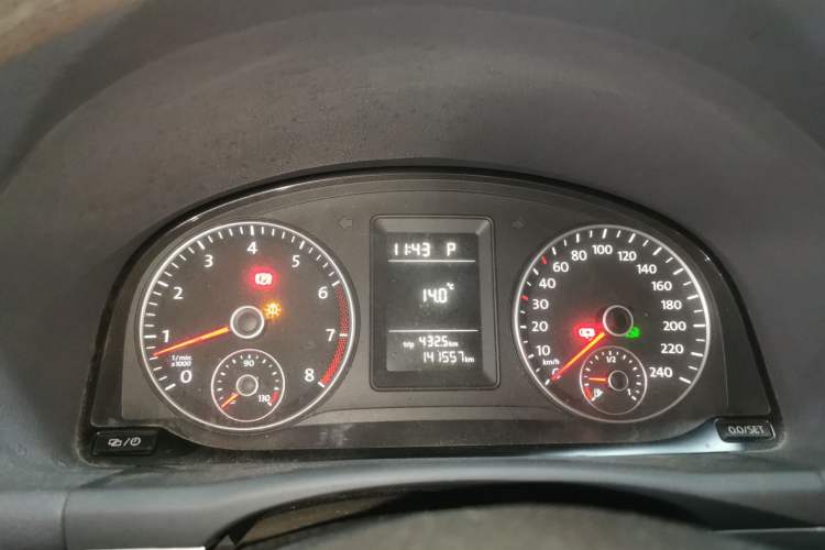 Used Volkswagen Touran 2015 1.4T DSG Comfort Edition 5 Seats