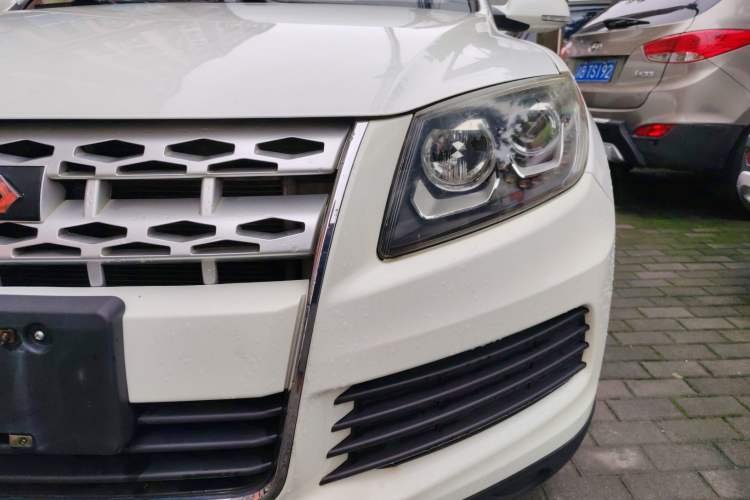 Used Yema T70 2016 Upgraded Model 1.5T Manual Leading Version