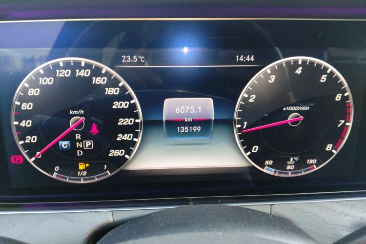 Used Mercedes-Benz E-Class 2017 E 200 L Sport 4MATIC
