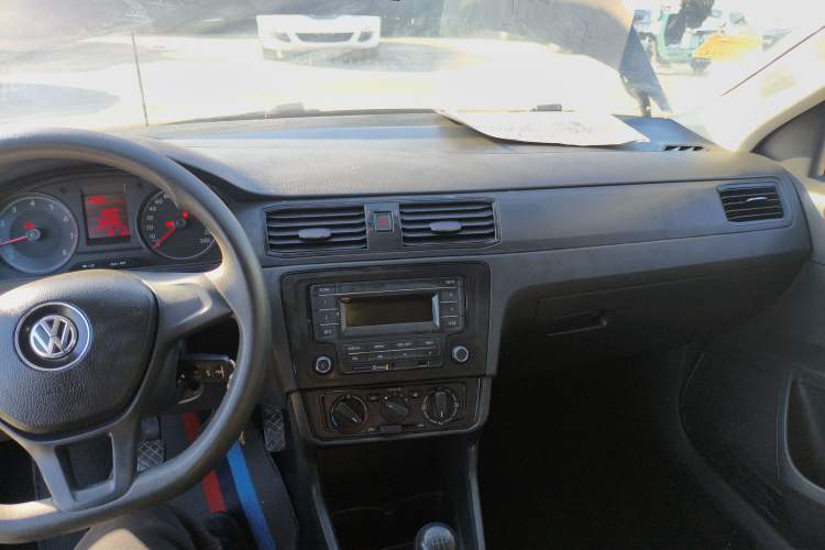 Used Volkswagen Santana 2019 1.5L Manual Fashion Edition China VI Standard
