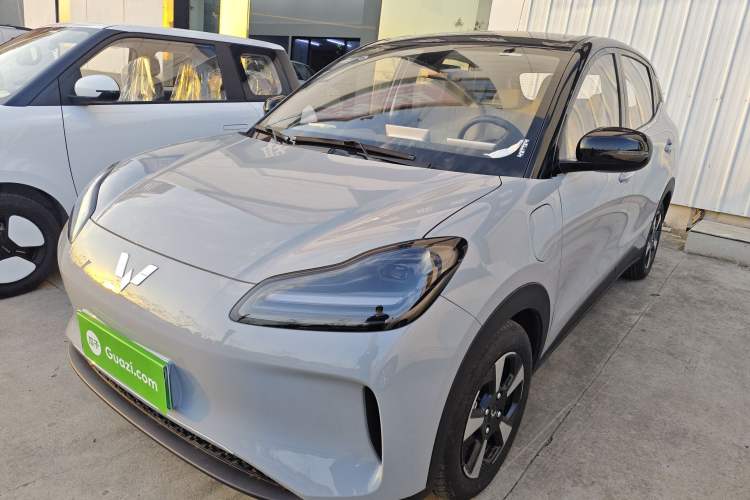 Used Wuling Bingo PLUS 2024 330 km Range Five-Seater Version
