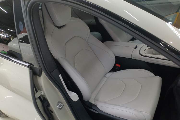 Used  SU7 2024 Four-Wheel Drive Ultra-Long Range Advanced Intelligent Driving Max Edition
