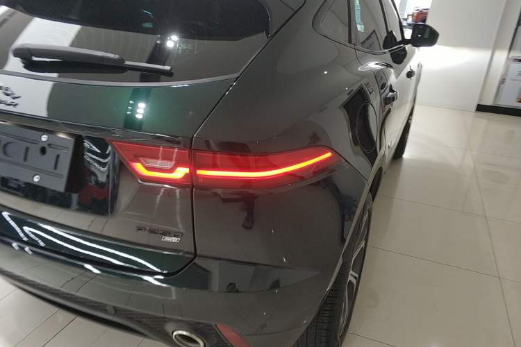 Used Jaguar E-PACE 2024 YAO Black Sport Edition R-DYNAMIC SE BLACK
