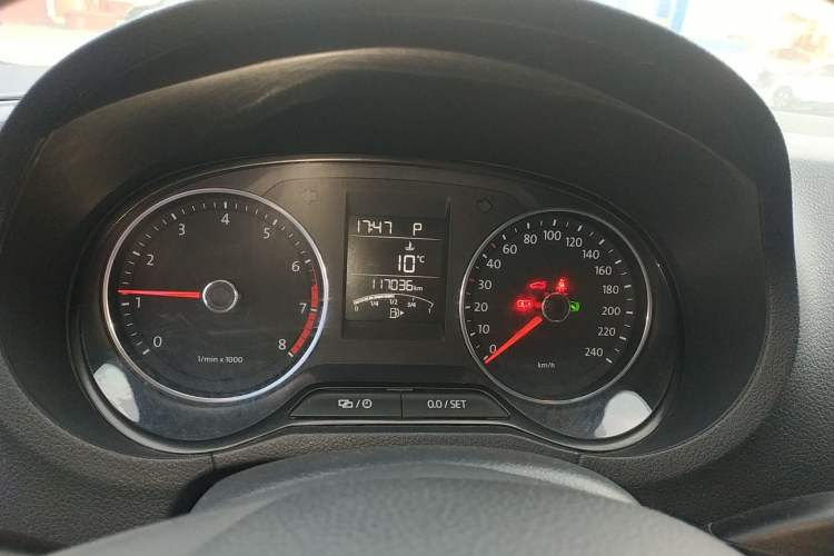 Used Volkswagen Polo 2014 1.4L Automatic Comfort Edition
