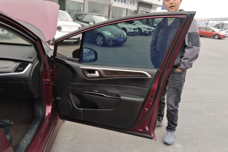 Used Honda Jade 2017 210TURBO CVT Fashion Edition 5-seater
