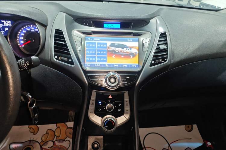 Used Hyundai Elantra 2015 1.6L Automatic Fashion Model
