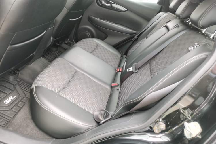 Used Nissan Qashqai 2016 2.0L CVT Luxury Edition
