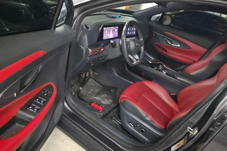 Used Changan UNI-T 2020 1.5T Flagship Version