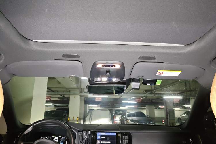 Used Volvo XC60 2019 T5 4x4 Smart Edition China V Standard
