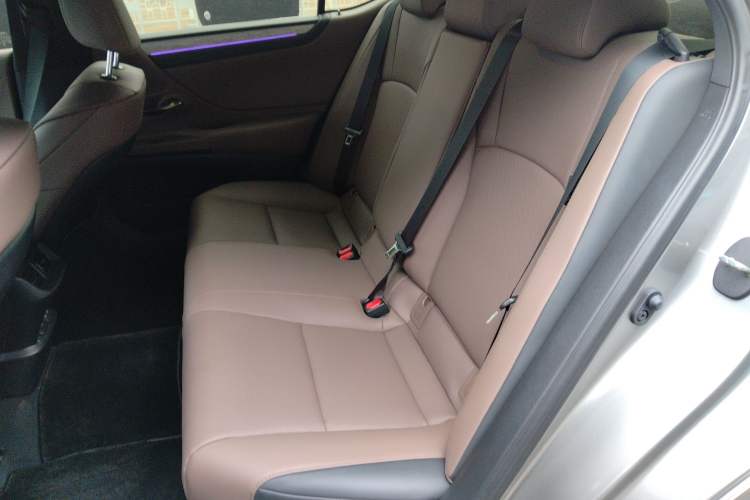 Used Lexus ES 2025 200 Premium Edition
