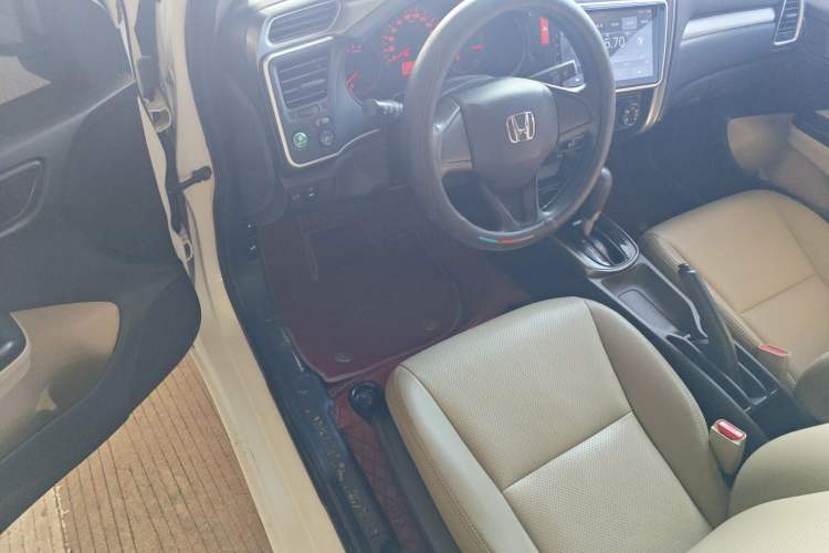 Used Honda Greiz 2016 1.5L CVT Classic Edition
