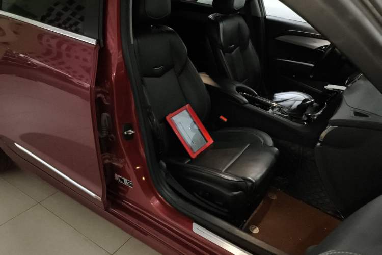 Used Cadillac ATS-L 2017 28T Fashion Edition
