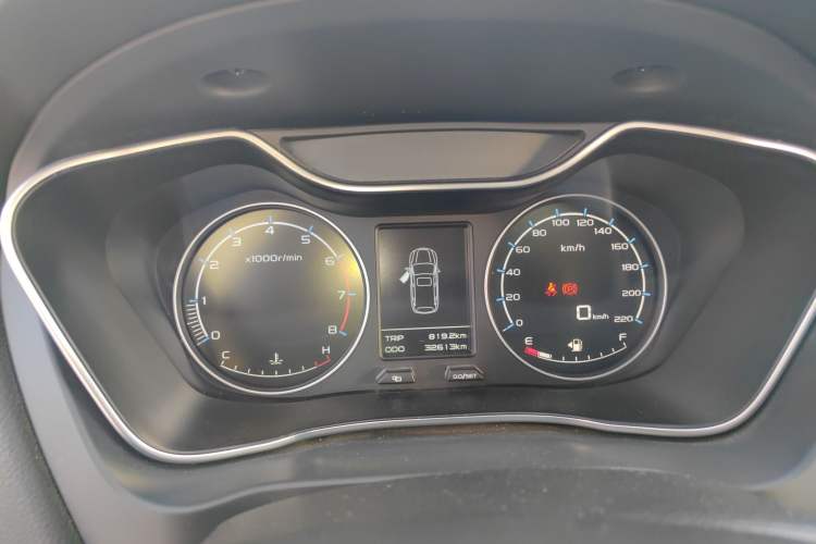 Used Geely Auto Vision X6 2016 1.8L Manual Luxury Edition