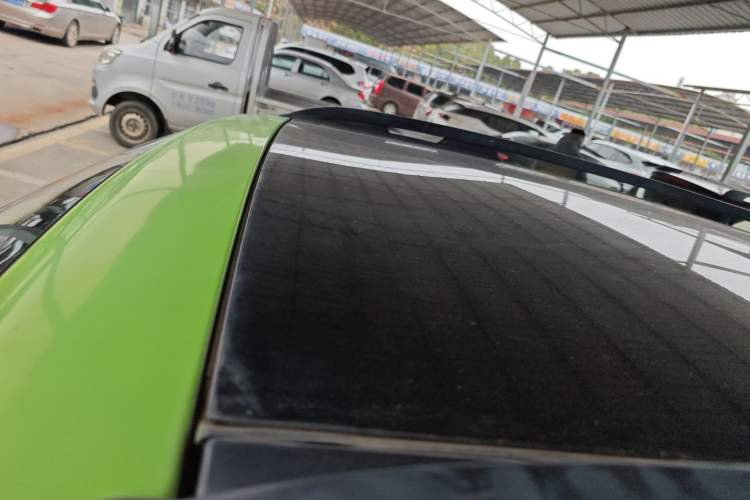 Used  Renegade 2018 Connected Large Screen Version 180T Automatic High-Energy Edition
