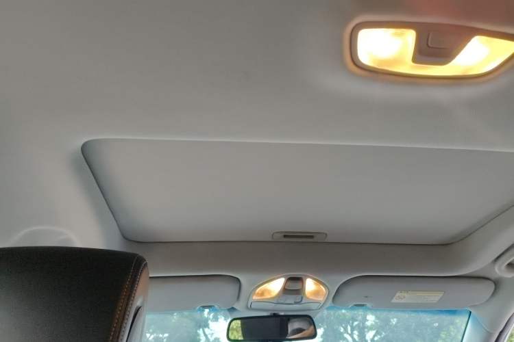 Used Hyundai Santa Fe 2013 2.4L Automatic 4x4 Comfort Edition
