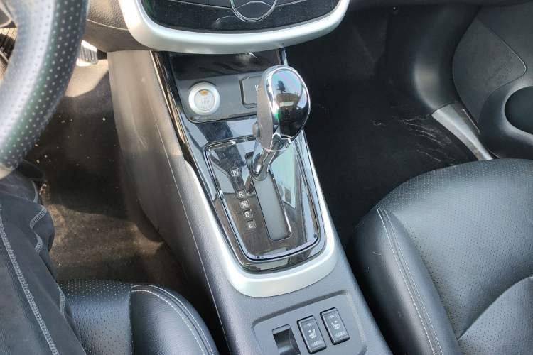 Used Nissan Tiida 2016 1.6L CVT ZhiZun Edition