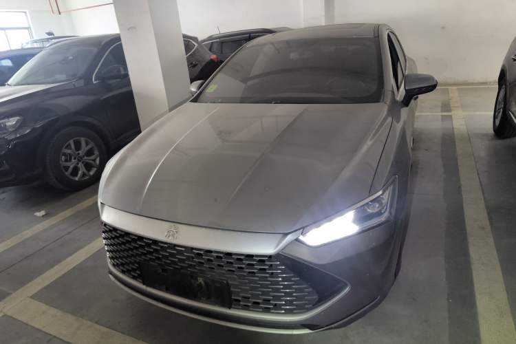 Used BYD Qin PLUS 2021 DM-i 55KM Flagship Model
