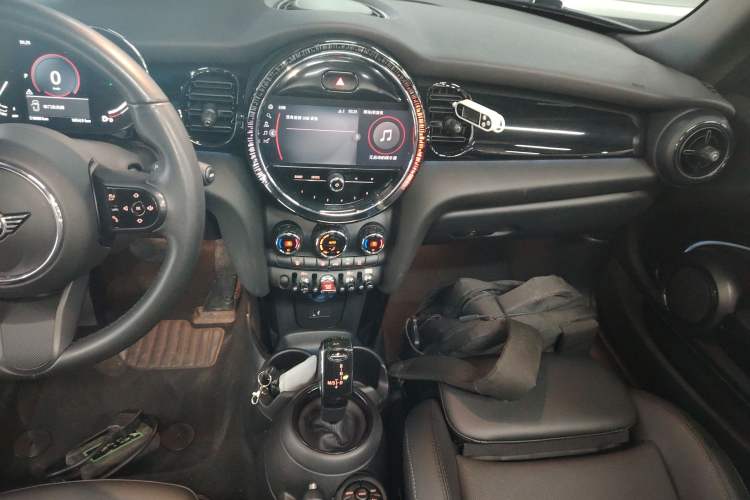 Used  MINI 2022 Revised 1.5T COOPER CABRIO Classic Edition
