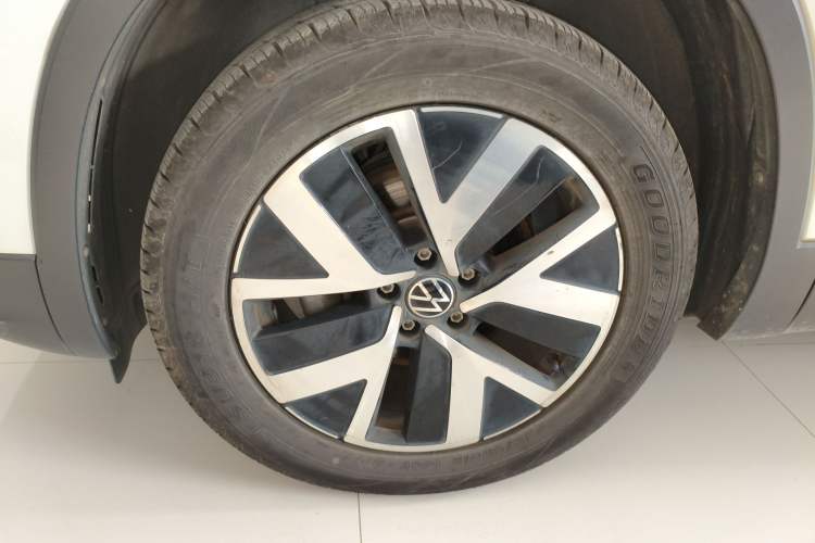 Used Volkswagen Tayron 2023 300TSI Two-Wheel-Drive Luxury Plus Advanced Edition