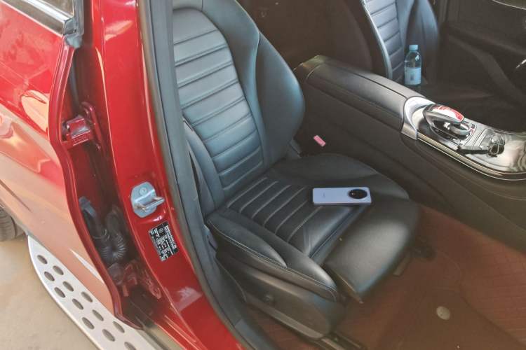 Used Mercedes-Benz GLC Coupe 2017 GLC 300 4MATIC Coupe SUV
