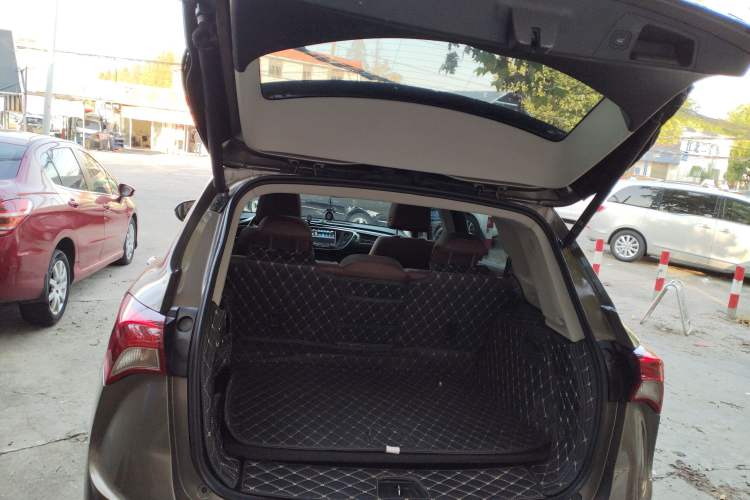 Used Buick Envision 2019 28T 4x4 Elite Version China V Standard
