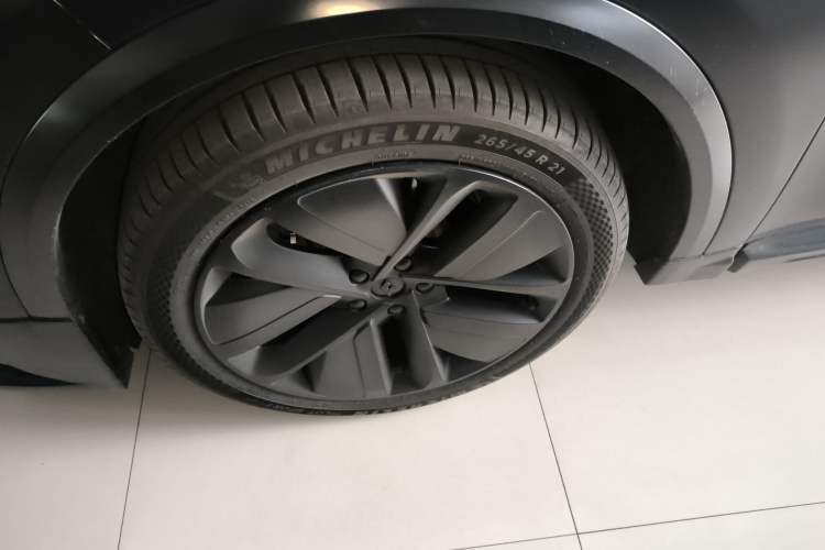 Used Li Auto L9 2022 Max model